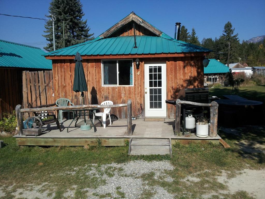 Steamboat Mountain Chalets Hotel Spillimacheen Стая снимка