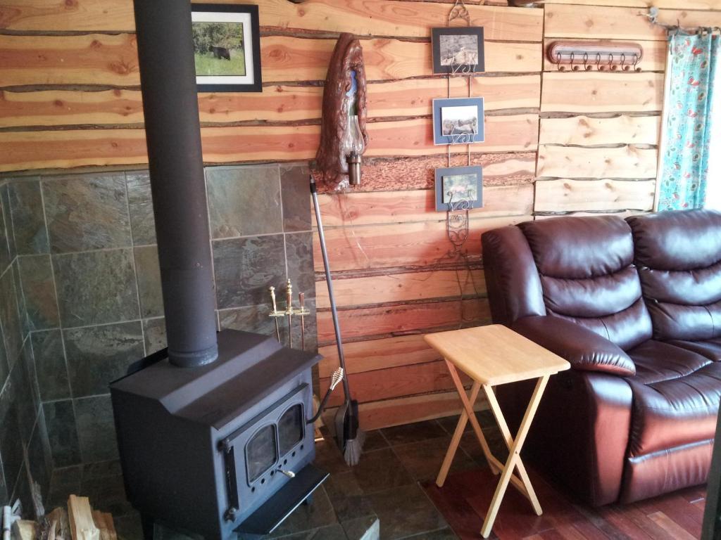 Steamboat Mountain Chalets Hotel Spillimacheen Стая снимка