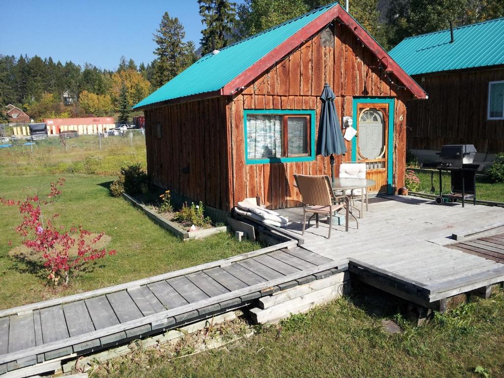 Steamboat Mountain Chalets Hotel Spillimacheen Стая снимка