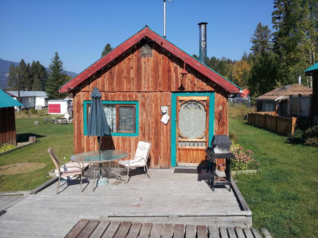 Steamboat Mountain Chalets Hotel Spillimacheen Екстериор снимка