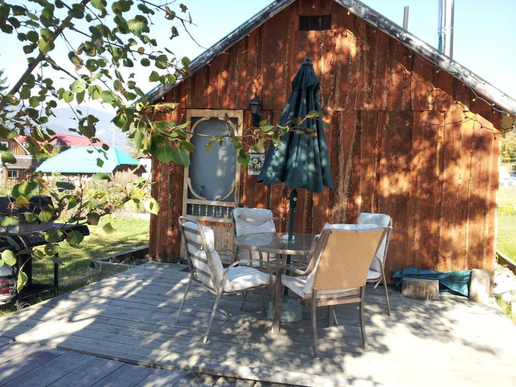 Steamboat Mountain Chalets Hotel Spillimacheen Екстериор снимка